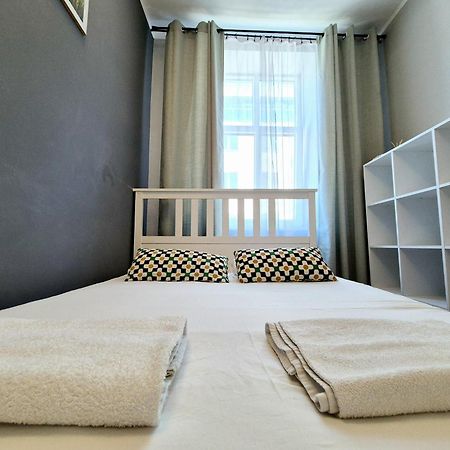 Pini Hostel - Przytulne Pokoje W Centrum Krakowa מראה חיצוני תמונה