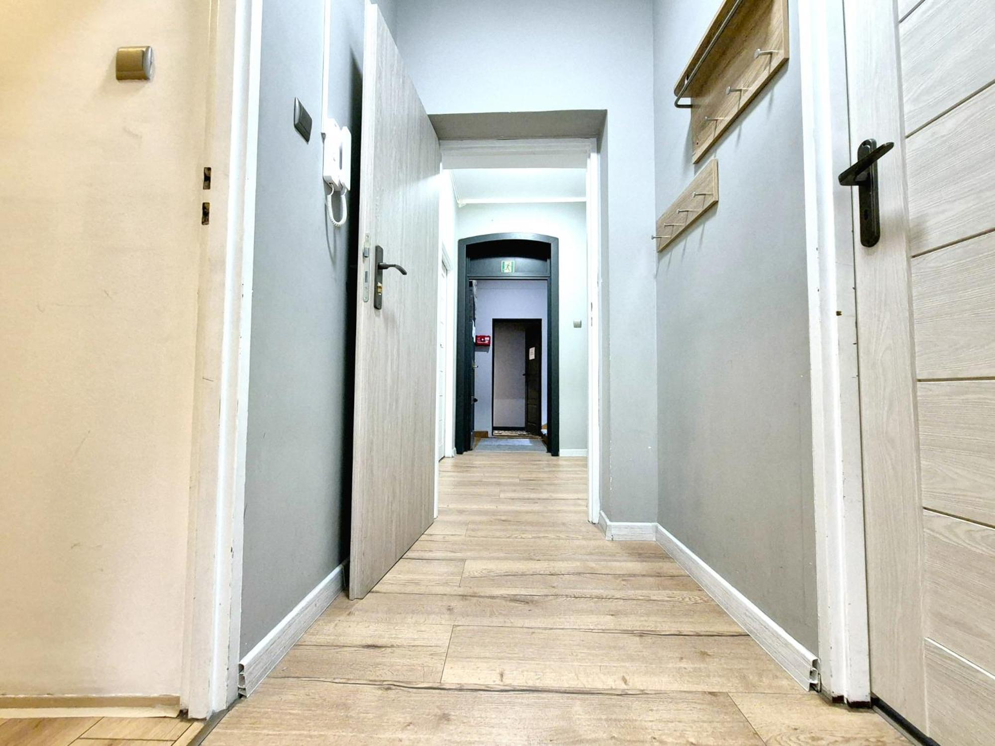 Pini Hostel - Przytulne Pokoje W Centrum Krakowa מראה חיצוני תמונה