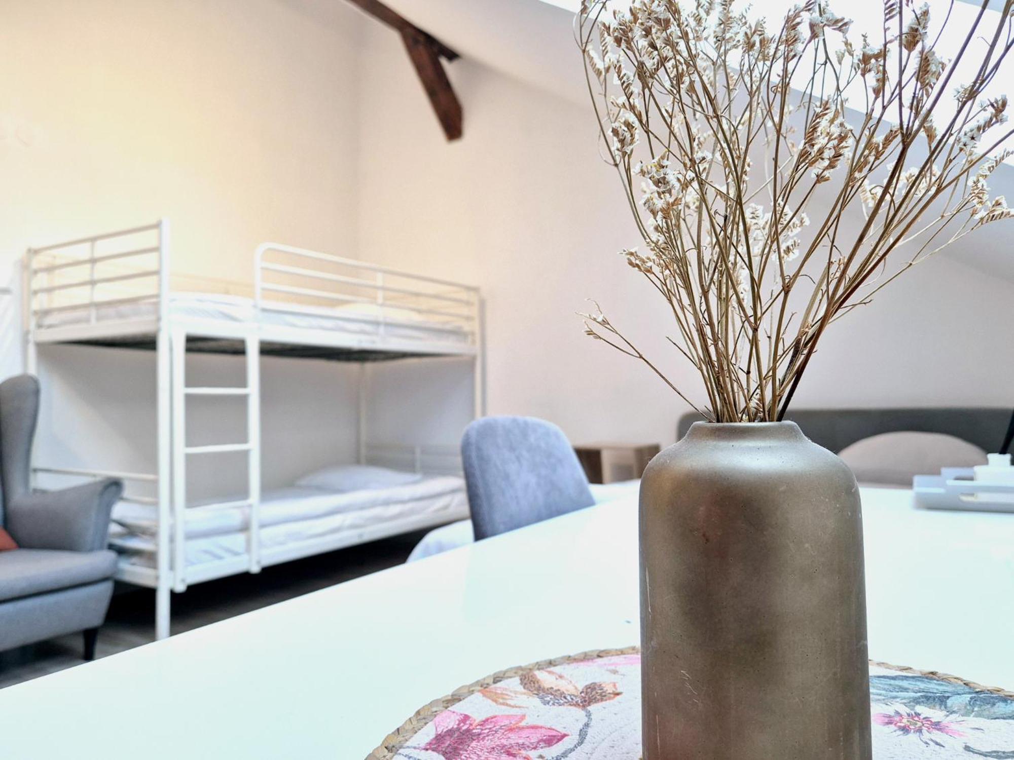 Pini Hostel - Przytulne Pokoje W Centrum Krakowa מראה חיצוני תמונה