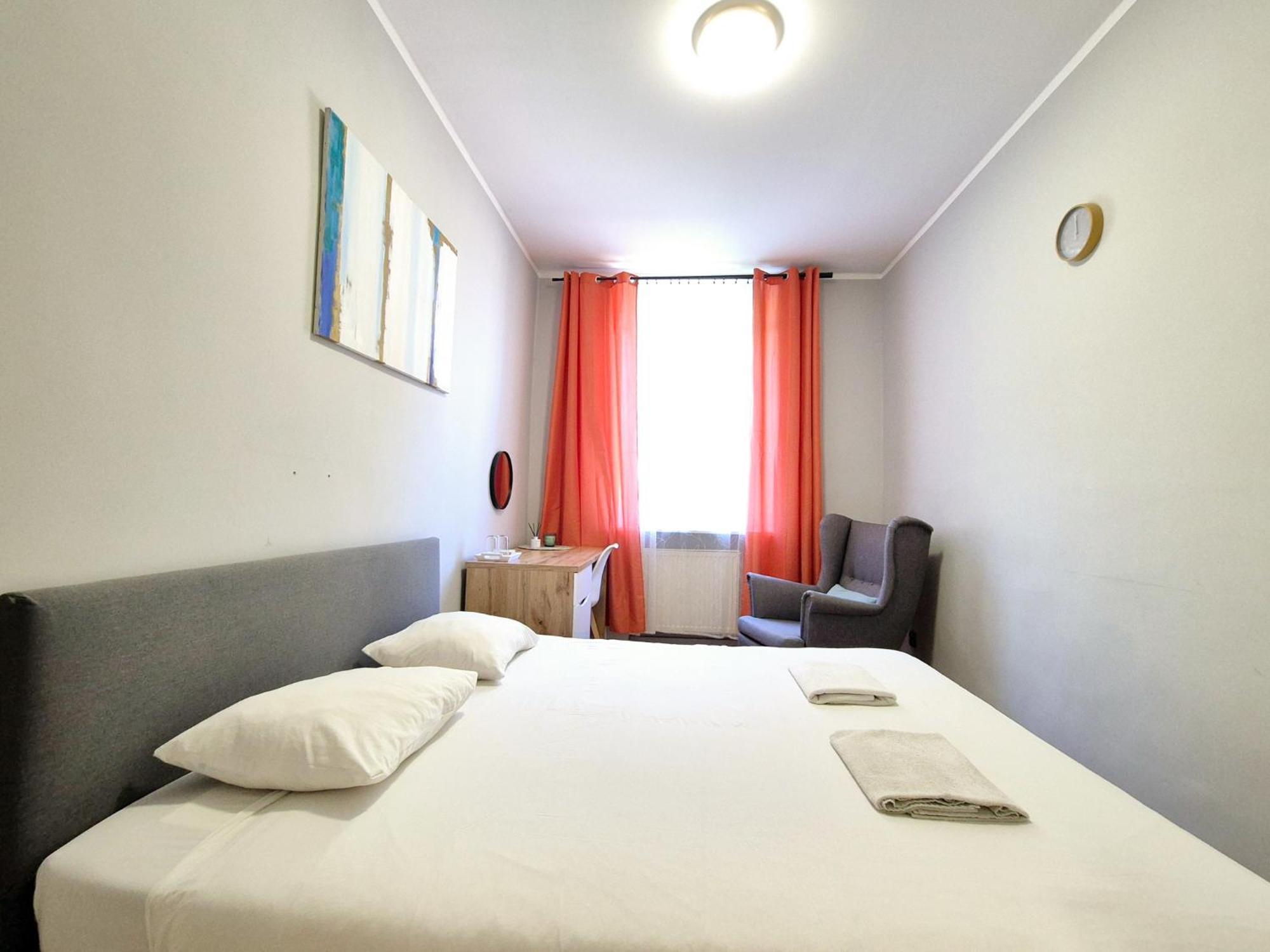 Pini Hostel - Przytulne Pokoje W Centrum Krakowa מראה חיצוני תמונה